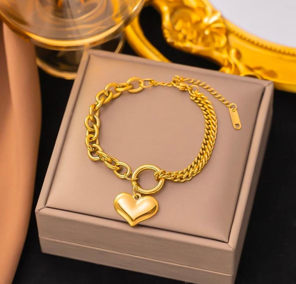 Golden Heart Chain Bracelet – 18K Gold Plated, Anti-Tarnish, Waterproof
