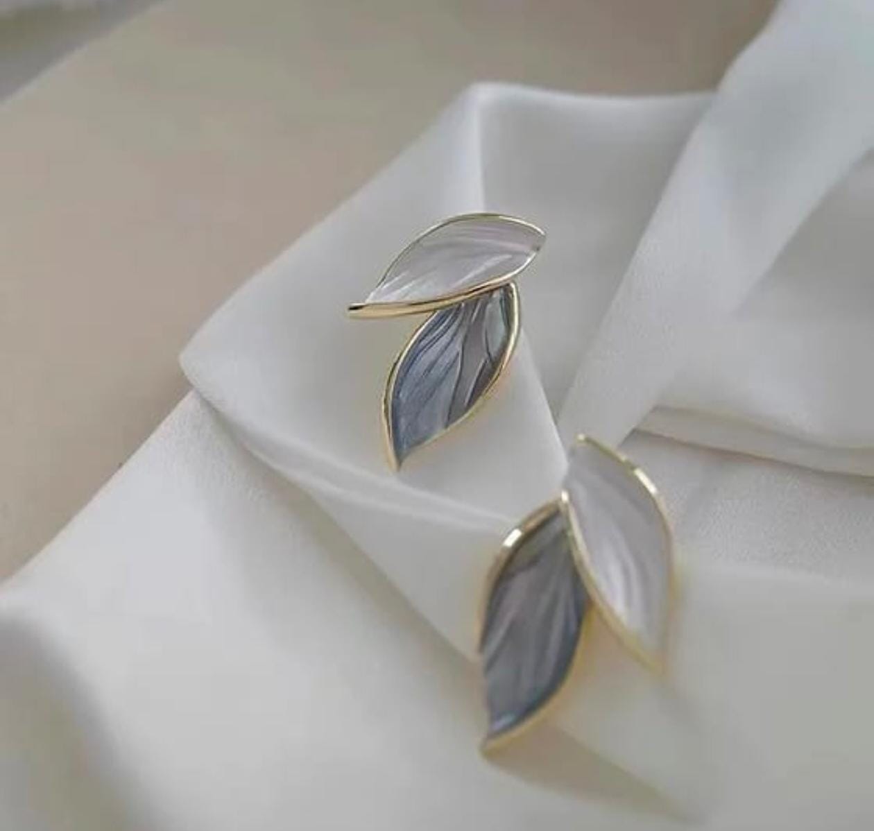 Elegant Leaf Petal Stud Earrings – Dual Tone Resin & Gold-Plated Finish