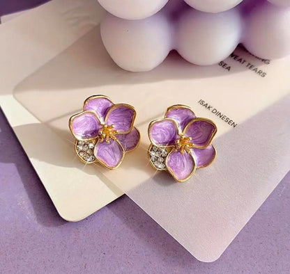 Lavender Bloom Stud Earrings – Delicate Floral Elegance