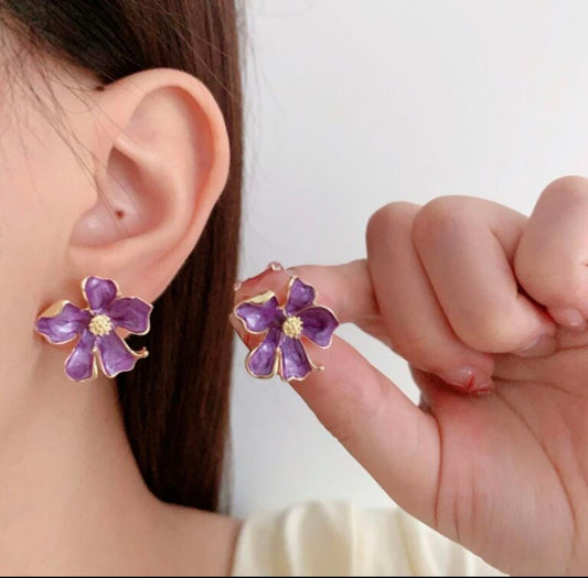 Lavender Petal Bloom Earrings – Elegant Floral Charm