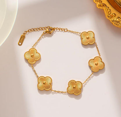 Blossom Charm Bracelet – 18K Gold Plated, Anti-Tarnish, Waterproof