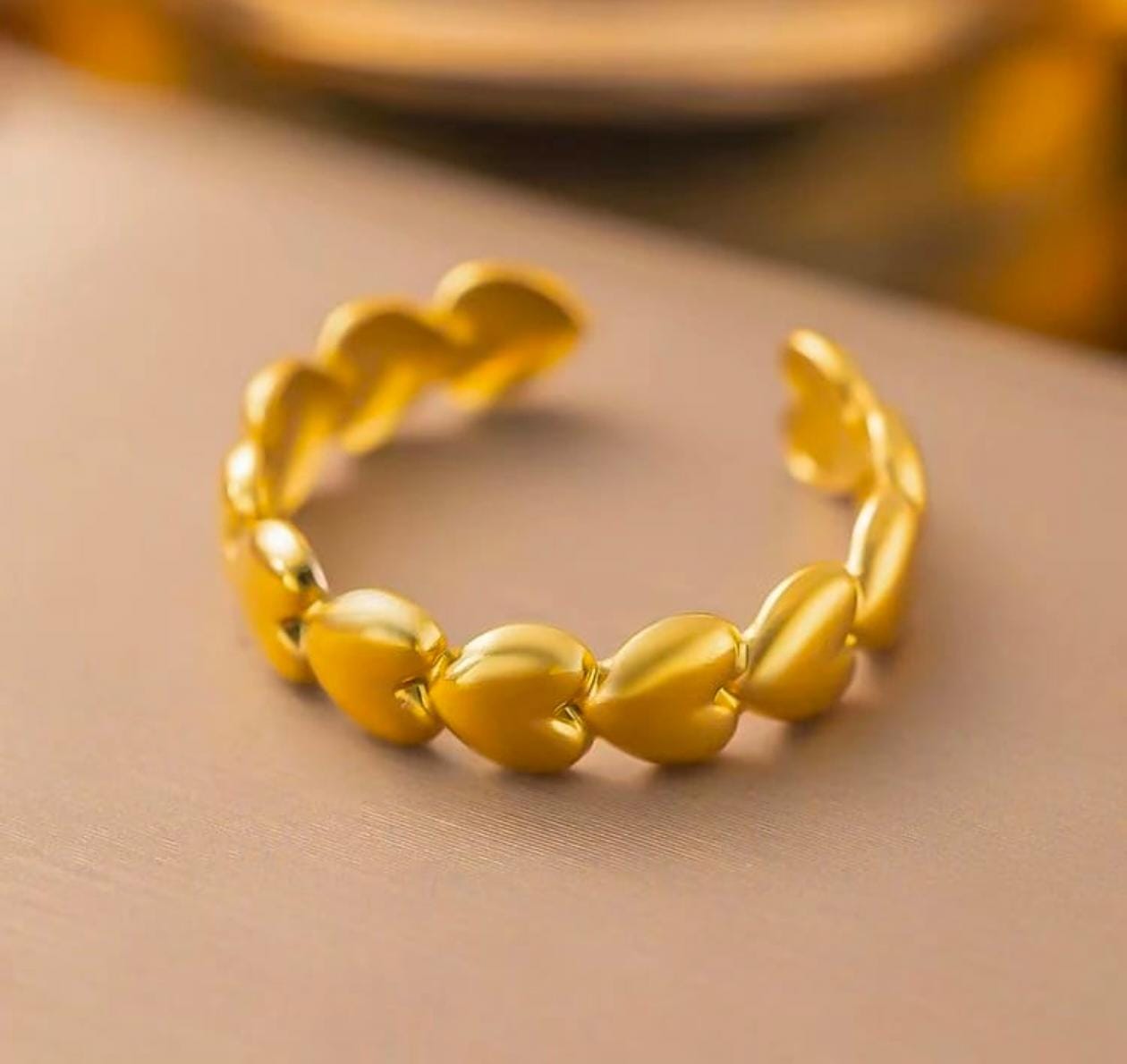 Golden Heart Band Ring – 18K Gold Plated, Anti-Tarnish, Waterproof