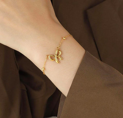 Elegant Bow Charm Bracelet – 18K Gold Plated, Waterproof & Anti-Tarnish