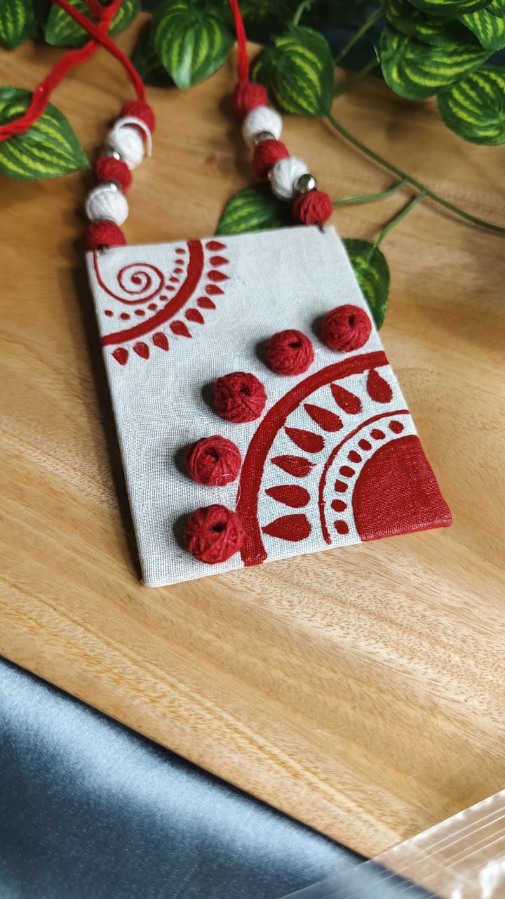 Handcrafted Red & White Fabric Pendant Necklace – Tribal Mandala Design