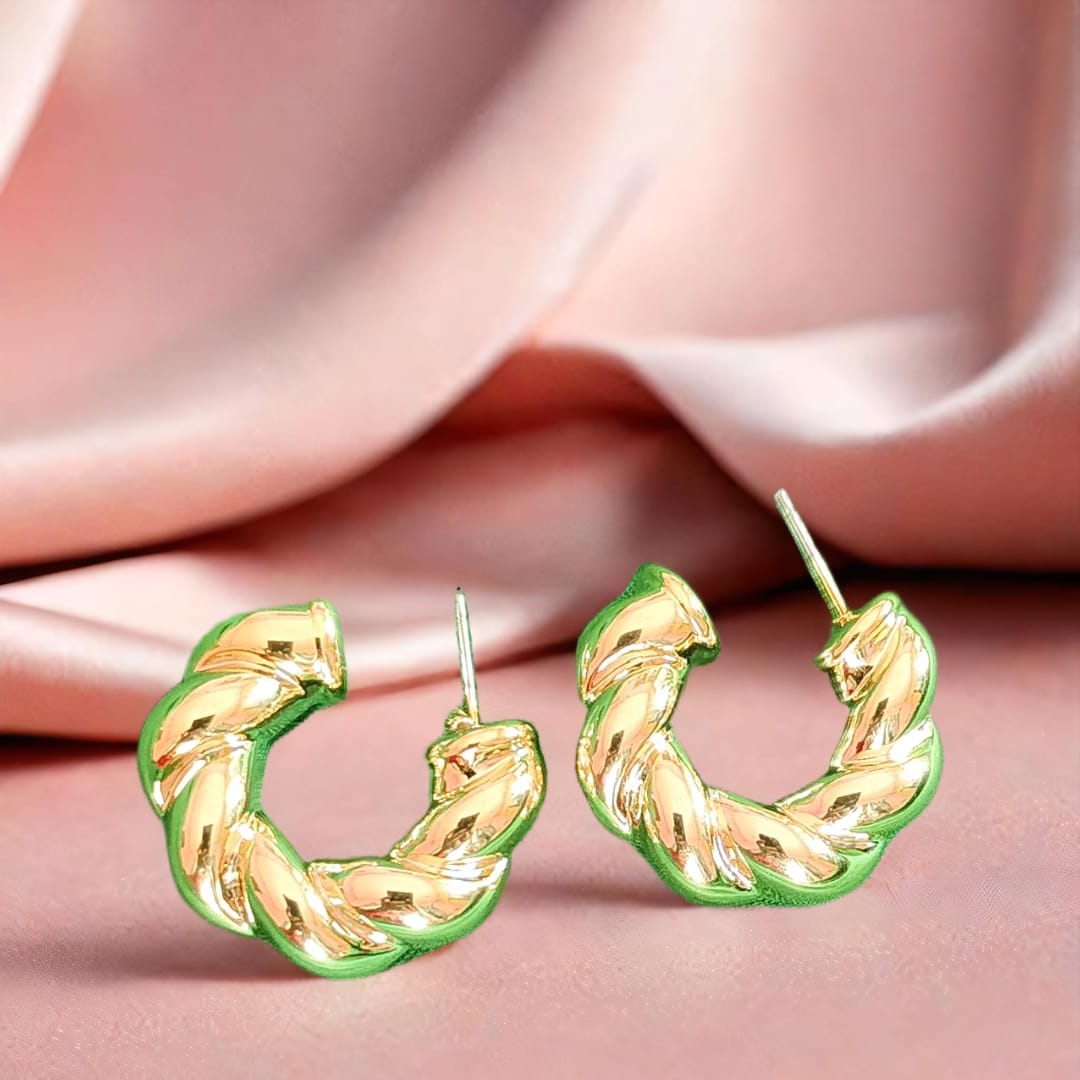 Twisted Gold Hoop Earrings with Green Enamel Edge – Bold & Chic Design