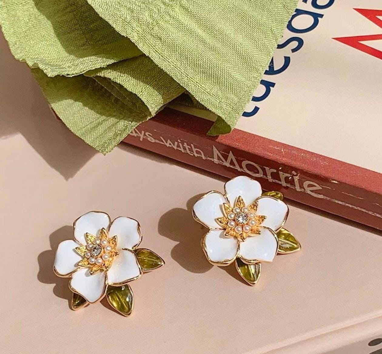 Golden Bloom Pearl Flower Studs – Elegant Petal Charm Earrings